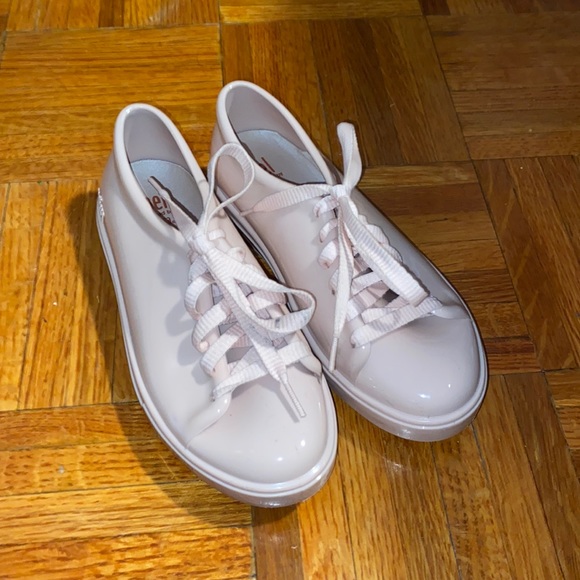 Mel Dreamed by Melissa Mel Be Fashion Sneakers - Picture 1 of 8